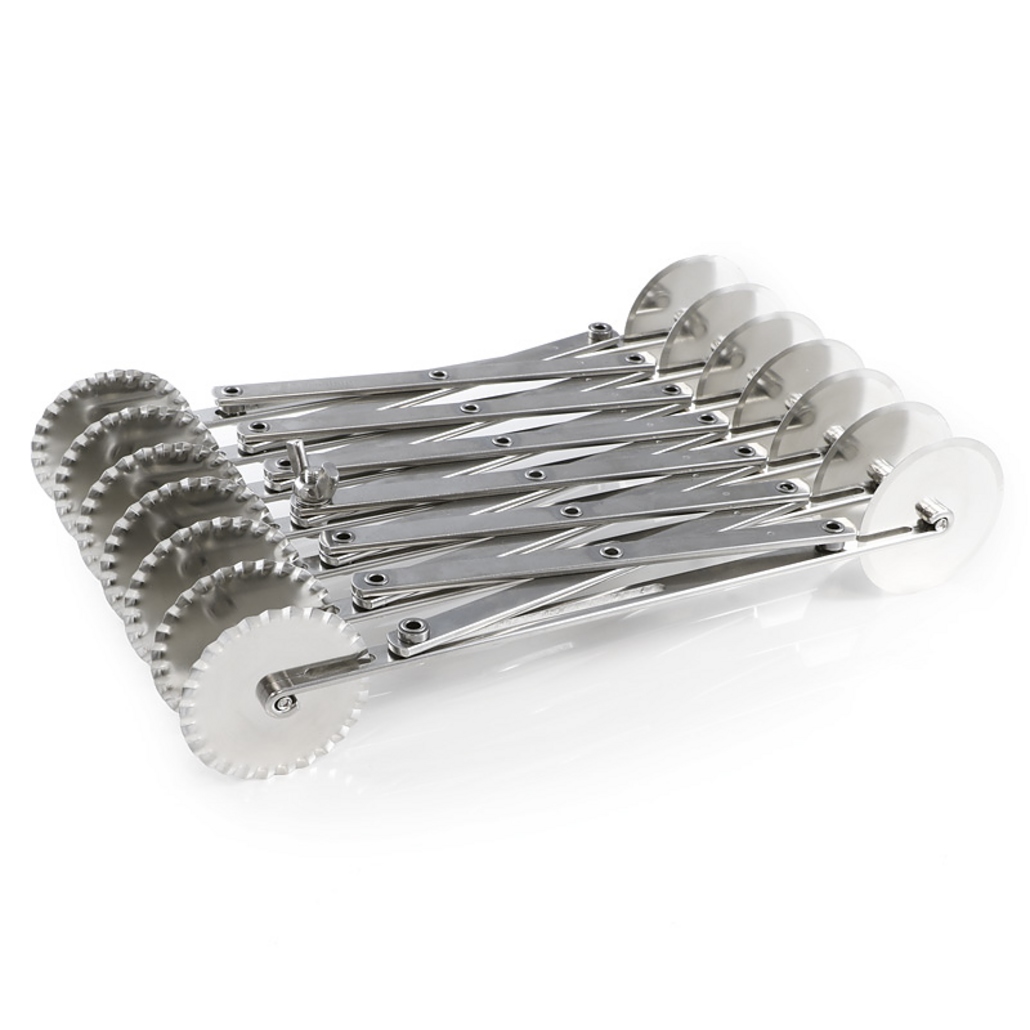 Tagliapasta estensibile – 7 lame lisce  + 7 ondulate — 1