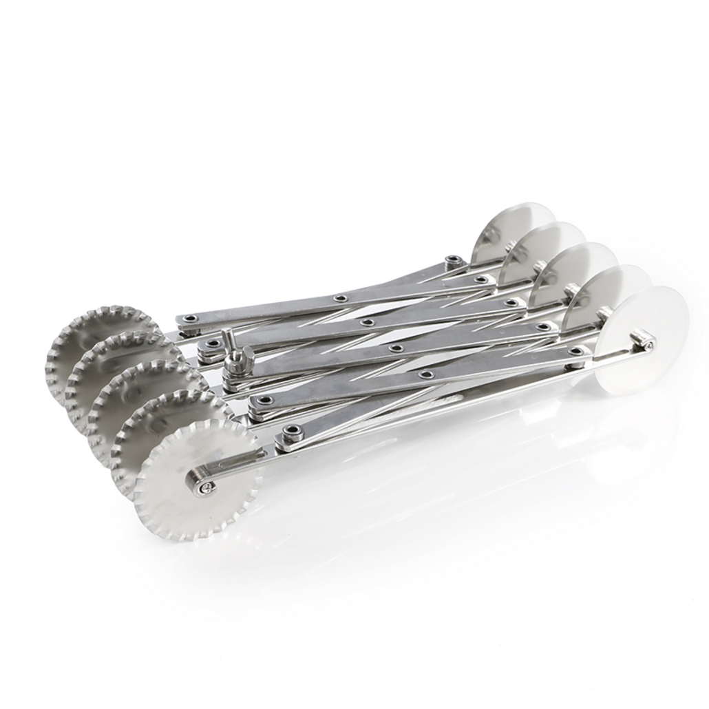 Tagliapasta estensibile – 5 lame lisce  + 5 ondulate — 1