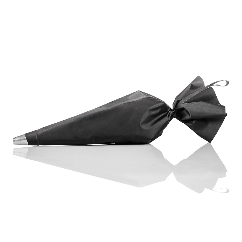 Black Poche — 1